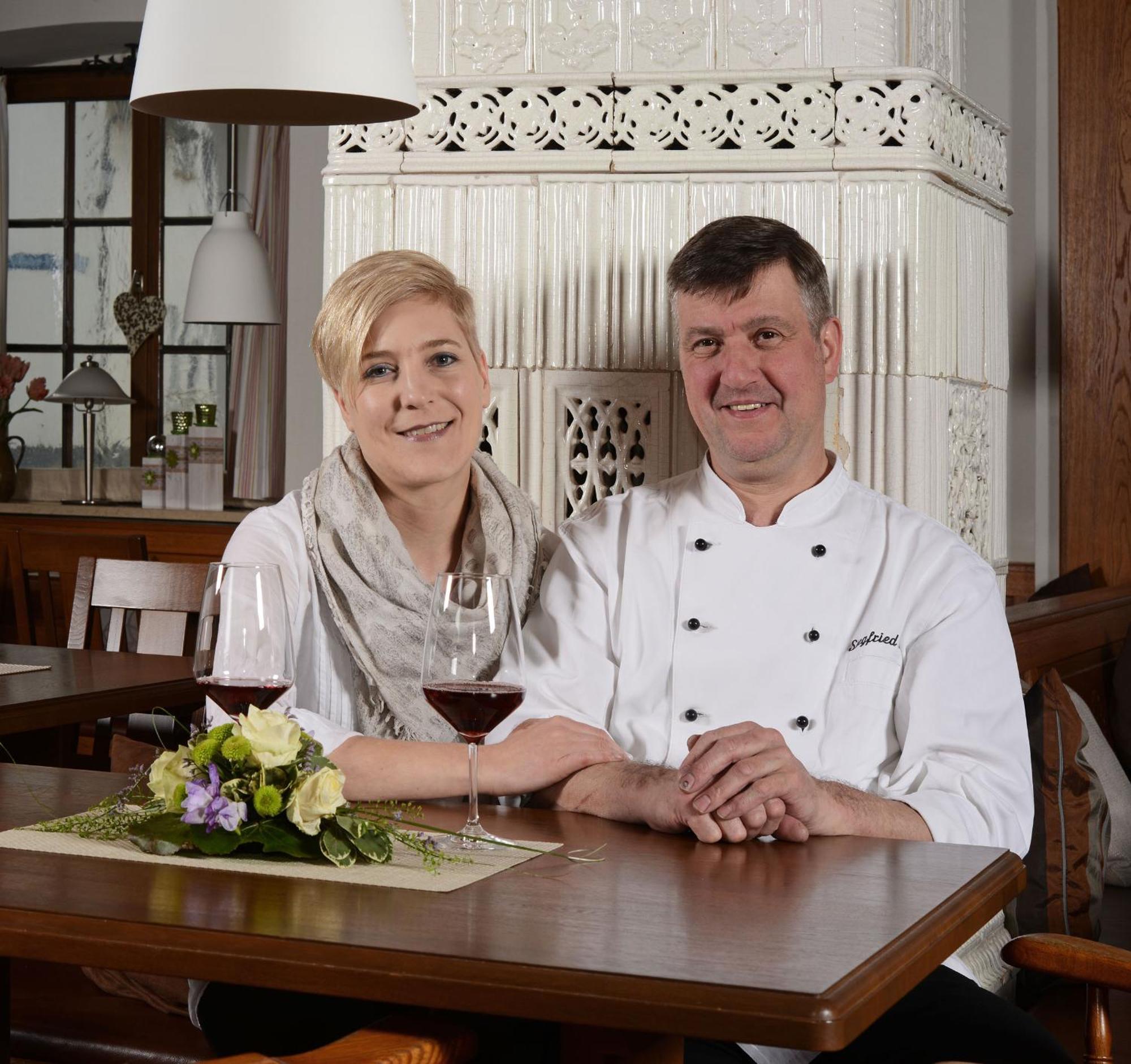 Hotel Restaurant Klosterhof Gutenzell-Hurbel ภายนอก รูปภาพ