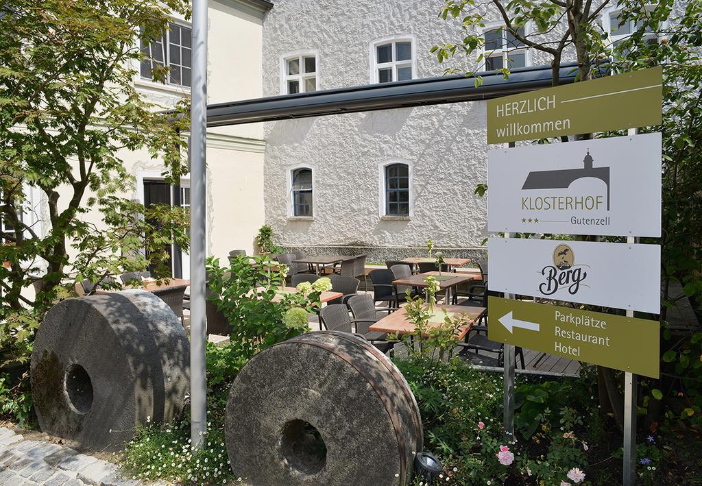 Hotel Restaurant Klosterhof Gutenzell-Hurbel ภายนอก รูปภาพ