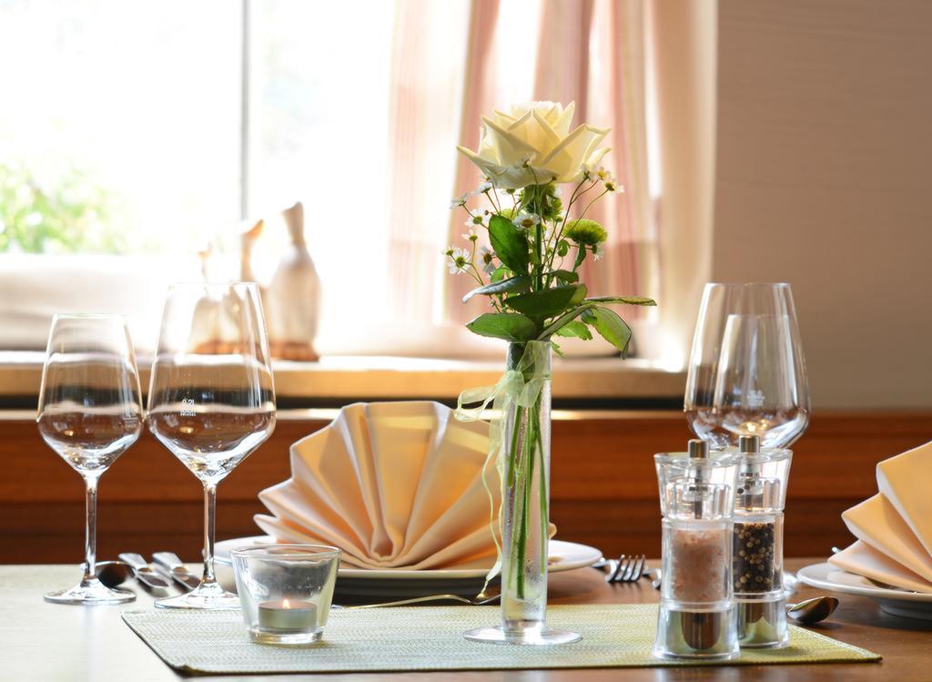 Hotel Restaurant Klosterhof Gutenzell-Hurbel ภายนอก รูปภาพ